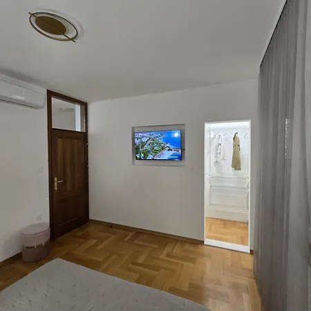 Apartment Marivi - Luxury Above The Znjan Split