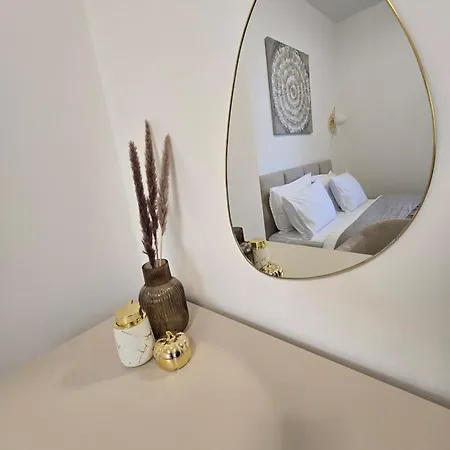 Marivi - Luxury Above The Znjan Apartment *