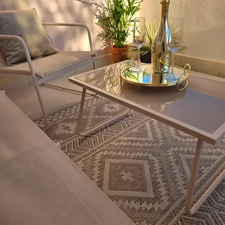 Marivi - Luxury Above The Znjan Apartment