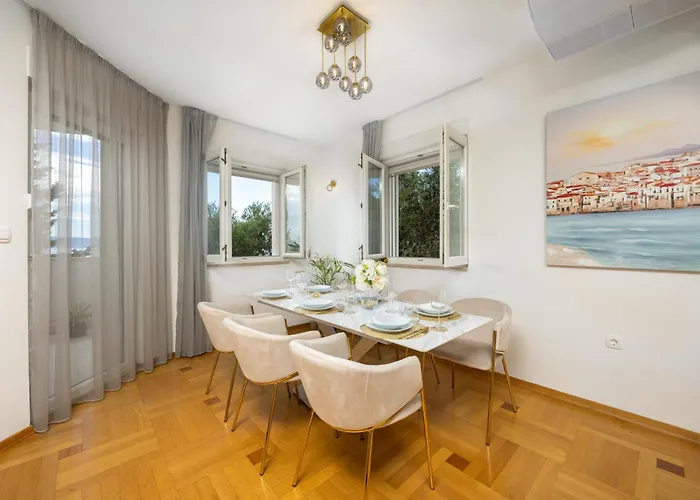 Apartman Marivi - Luxury Above The Znjan Split