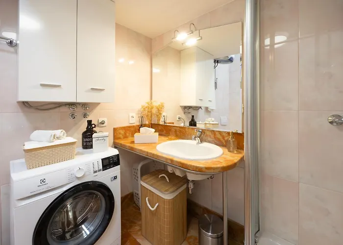 Marivi - Luxury Above The Znjan