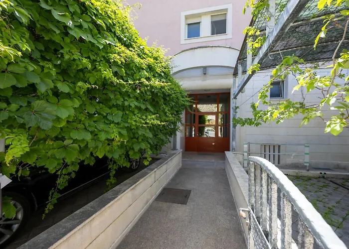 Apartman Marivi - Luxury Above The Znjan