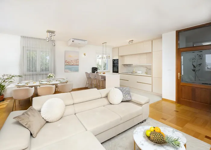 Marivi - Luxury Above The Znjan * Split